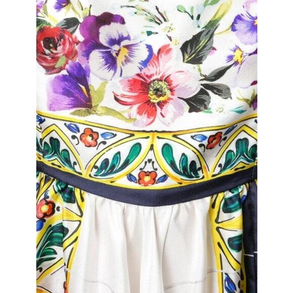 Dolce & Gabbana Majolica Print Silk Handkerchief Hem Dress in White 40IT/S - Picture 7 of 7